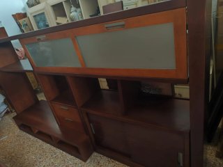 Mueble modular cerezo con vitrina