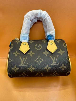 Louis Vuitton Nano Speedy Marrón