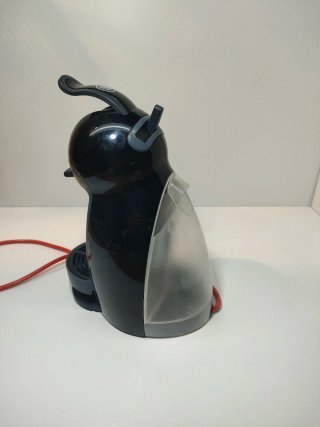 Cafetera Dolce Gusto DeLonghi Negra