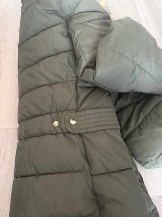 Chaqueta Zara verde con capucha