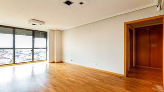 Piso en venta en Palomeras sureste en Madrid