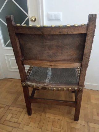 Sillón de madera