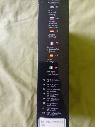 Lencería erótica negra caja
