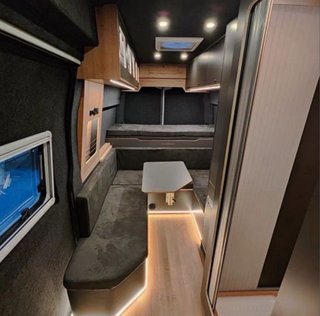 Nissan NV400 2018