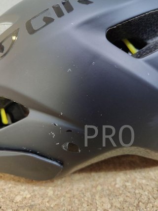 Casco bicicleta giro