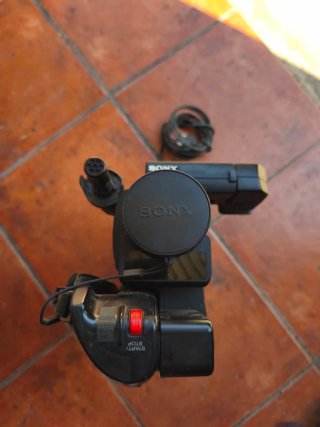 Sony Video 8 Pro CCD-V200E