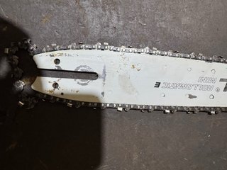 Espada y Cadena Stihl 64 eslabones 28