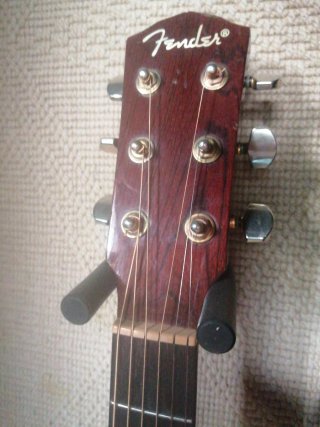 Guitarra acústica fender