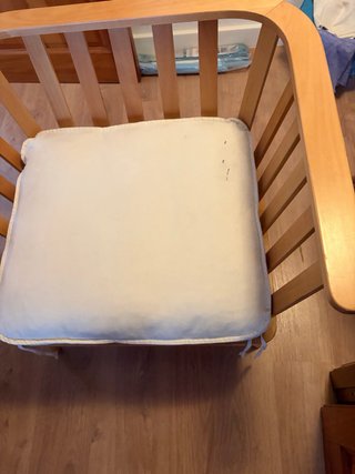 Sillón grande de madera