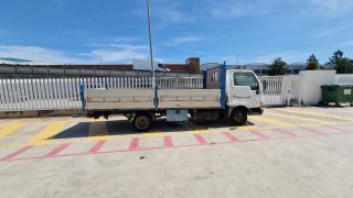 Nissan Cabstar 2004