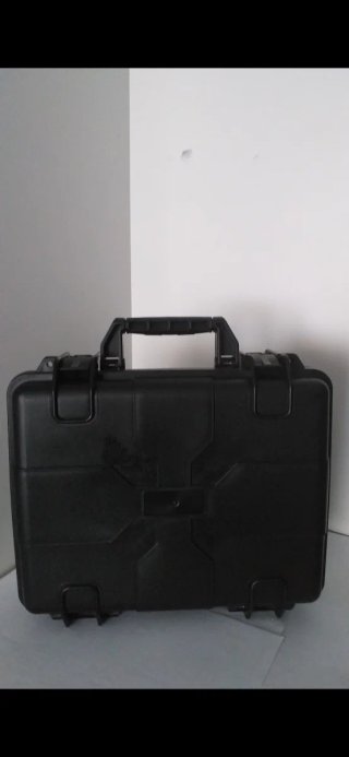 LIQUIDACION maleta maletin plástico