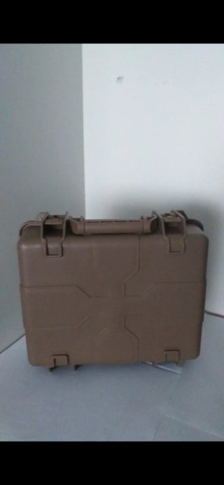 LIQUIDACION maleta maletin plástico