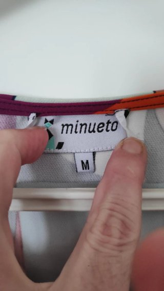 Blusa Minueto Estampada Geometría Manga Larga