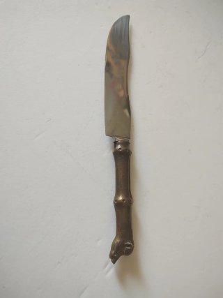 Cuchillo y Tenedor Valenti