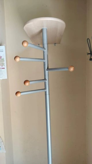 Perchero IKEA Metálico y Madera