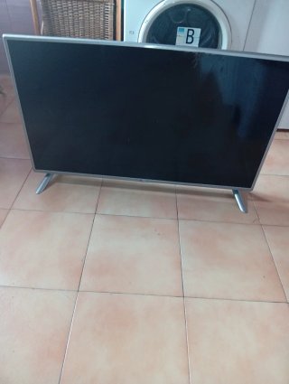 TV LG 42 Pantalla Rota smart