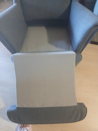 Sillón orejero gris Ikea