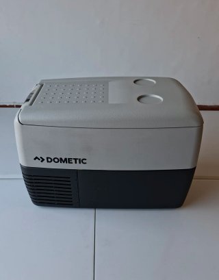 Nevera Waeco Dometic CDF-36.