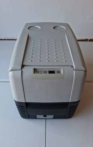 Nevera Waeco Dometic CDF-36.
