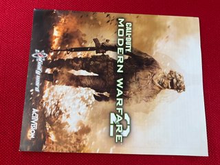 Manuale e disco di Call of Duty Modern Warfare 2 per PS3