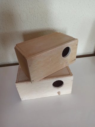 Lote 2 Nidos per uccelli in legno