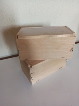 Lote 2 Nidos per uccelli in legno