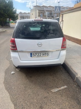 Opel Zafira 2010