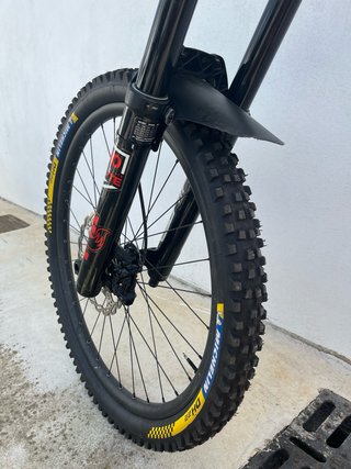 Giant Glory DH Bicicleta Montaña Roja