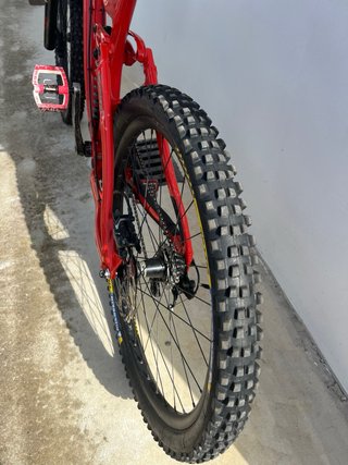 Giant Glory DH Bicicleta Montaña Roja