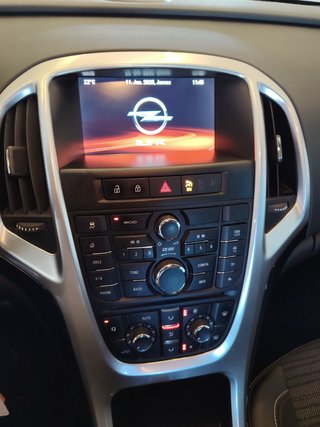 Opel Astra 2014