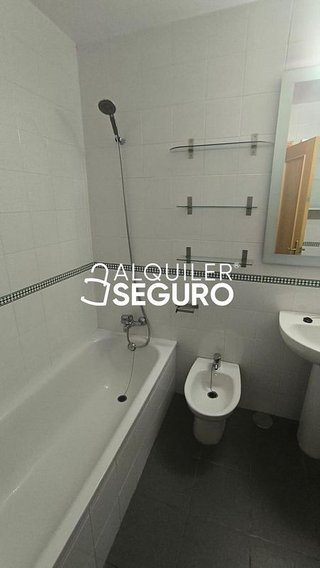 Chalet en alquiler en Gelves