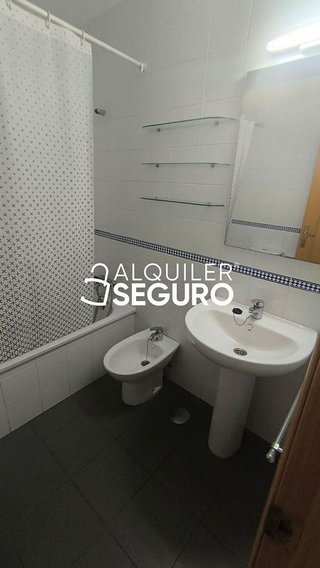 Chalet en alquiler en Gelves