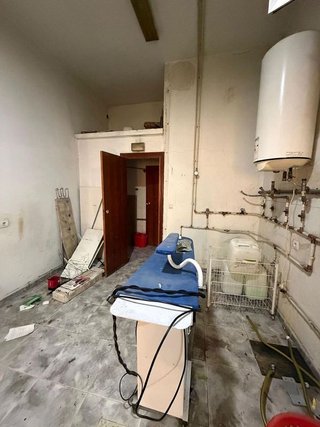Local comercial en alquiler en Los Rosales en Madrid