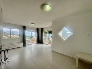Chalet en alquiler en Colonia Escandinavia-Cautivador en Alfaz del pi / Alfàs del Pi