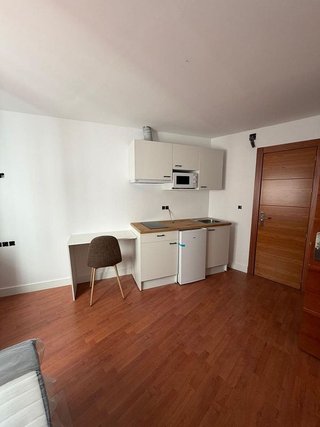 Estudio en alquiler en Camino de Ronda - Rosaleda en Granada
