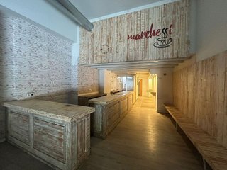 Local comercial en alquiler en Cuatro Caminos - Plaza de la Cubela en Coruña (A)