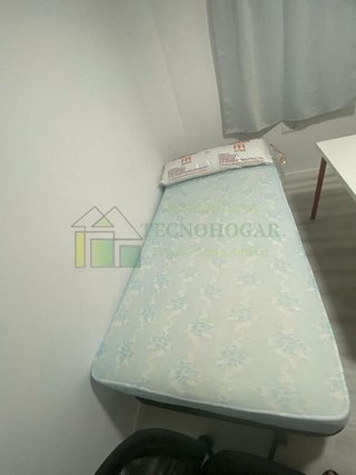 Piso en alquiler en El Juncal - Av. de la Paz en Sevilla