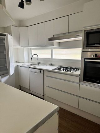 Chalet en alquiler en La Florida - El Plantío en Madrid