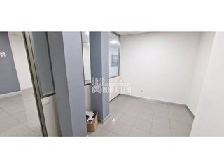 Local comercial en alquiler en Catarroja