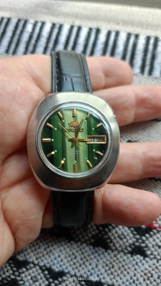 Reloj Orient Automático Verde y Plateado