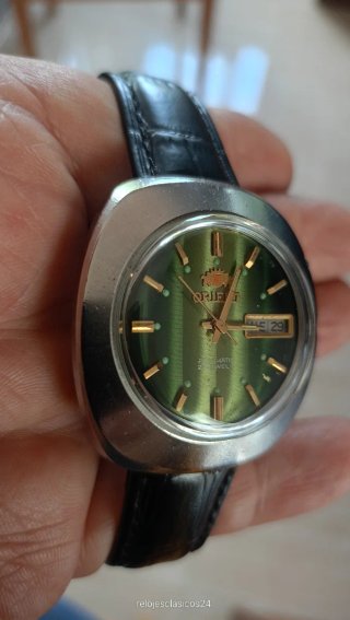 Reloj Orient Automático Verde y Plateado