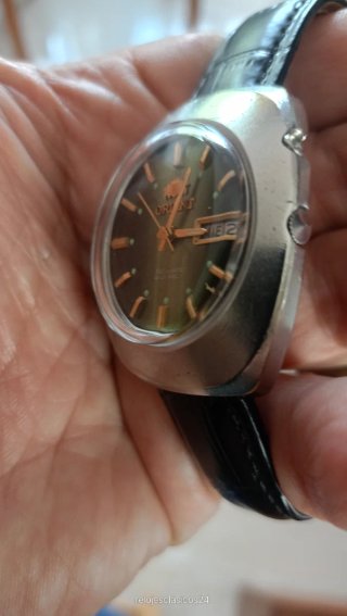 Reloj Orient Automático Verde y Plateado