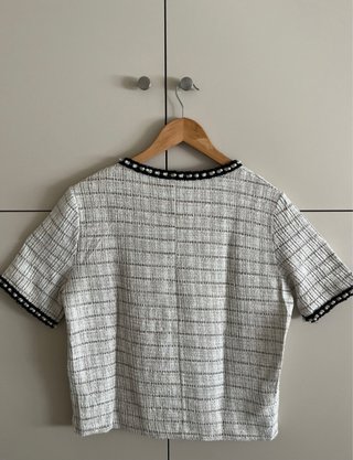 Top Zara Tweed Perlas Blanco y Negro Talla L