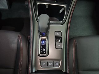 Lexus LBX 1.5 136cv HEV Elegant+ Black