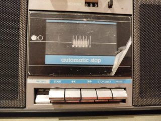 Telefunken PCR 22 Radio Cassette Casette averiado.