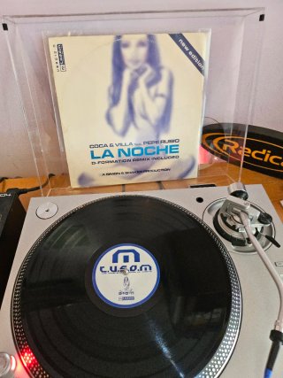 Coca + Villa – La Noche (New Edition) Temazo