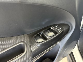 Nissan JUKE 1.2 DIG-T N-CONNECTA 4X2