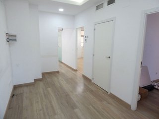 Local comercial en venta en Palomeras sureste en Madrid