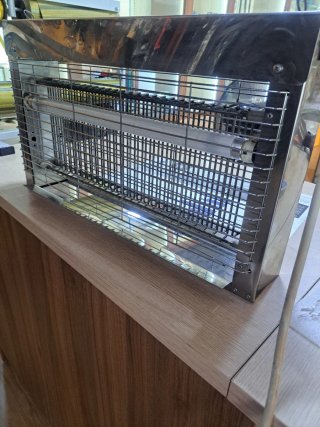 Mata insectos eléctrico