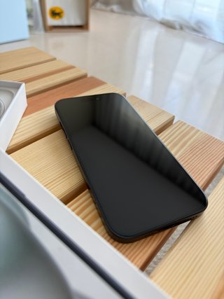 iPhone 15. 128GB. Negro